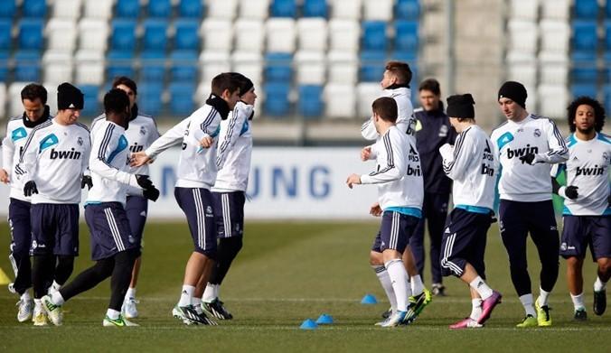 恺英网络亮相第二十届中国国际动漫节，4米巨型玩偶空降现场