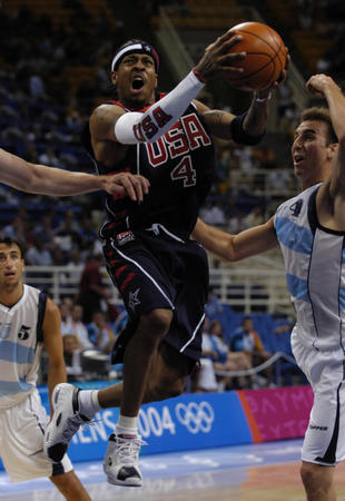 曼联旧将罗西：弗格森严肃中带着亲切体贴，待人就像父亲一样