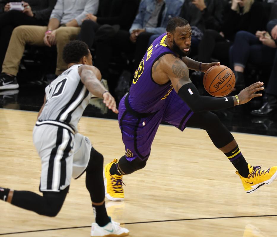 遮挡发球该被指责为打球脏吗？乒乓球不要向足球圈学