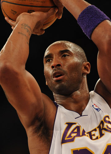 旧金山巨人队核心波西（Buster Posey）在 2025 选秀日展现极强的决策力