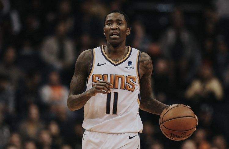 队记：湖人将观察詹姆斯身体状况，来确定能否打背靠背第二场