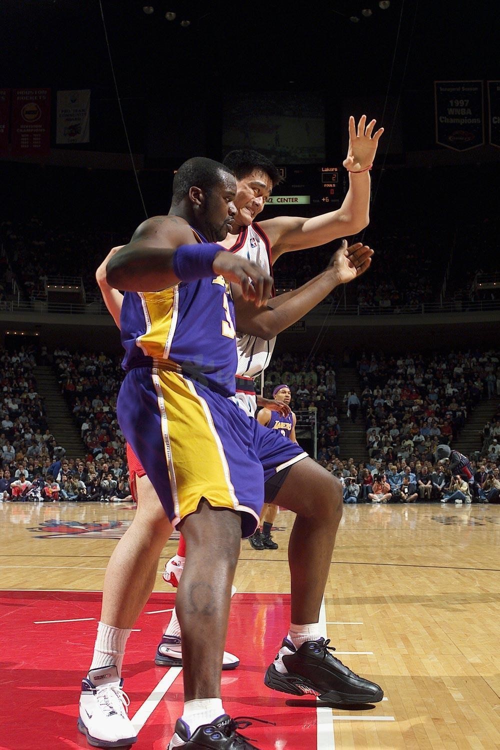 每体：马尔科姆佣金案已开始审理，多位前巴萨高管接受讯问