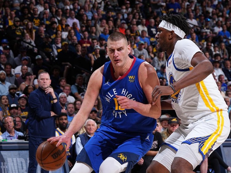 拜仁众将美职联决赛前给穆勒加油：我们都会看比赛，祝夺冠！