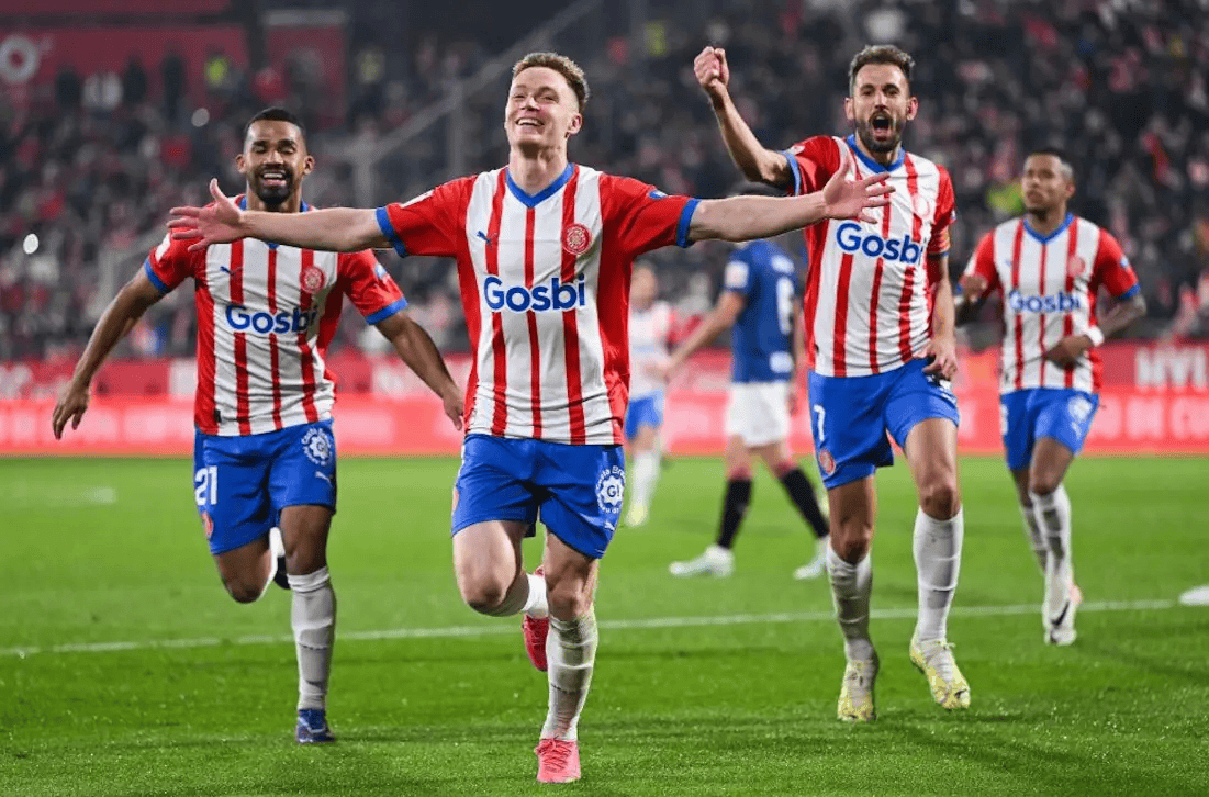 弗兰克：我们上半场表现很出色，很多好机会本应转化为进球