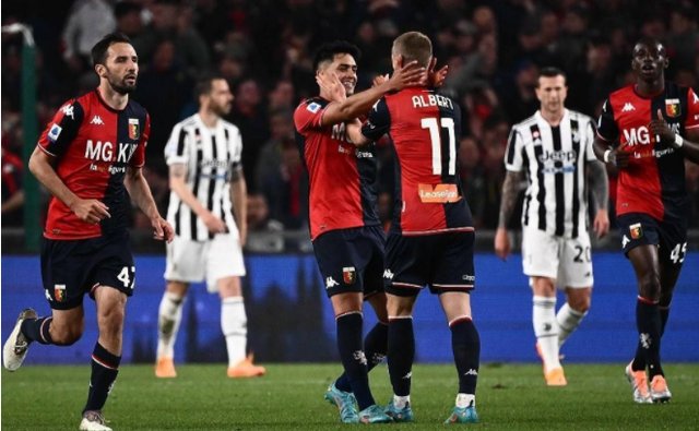 第三次犯规！杨瀚森次节继续率先登场防守送出犯规