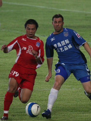 由防守