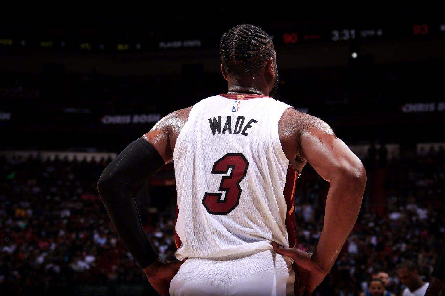 文章总结：维罗纳主场防守稳健但进攻乏力，亚特兰大控球强攻，两队将展开激烈对决。